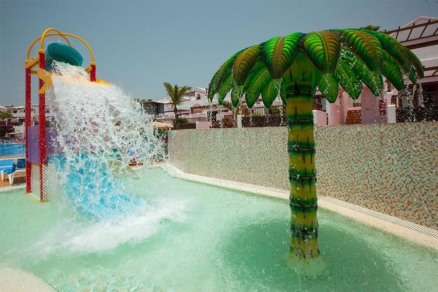 Flamingo Beach Resort Playa Blanca  Exterior photo