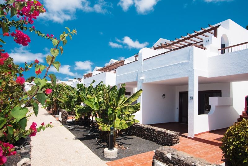 Flamingo Beach Resort Playa Blanca  Exterior photo